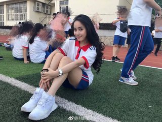 果冻传媒之视频_: 黑暗中的光明，难道不值得被发现？
